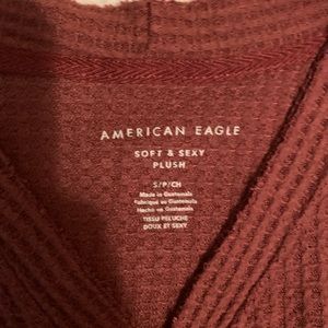 American Eagle Sweater